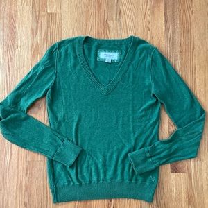 American Eagle V Neck Sweater